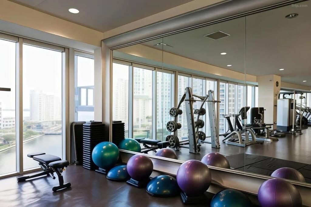 W Hotel Luxury High Rise マイアミ エクステリア 写真